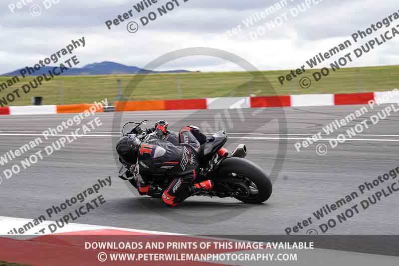 cadwell no limits trackday;cadwell park;cadwell park photographs;cadwell trackday photographs;enduro digital images;event digital images;eventdigitalimages;navarra;no limits trackdays;peter wileman photography;racing digital images;trackday digital images;trackday photos